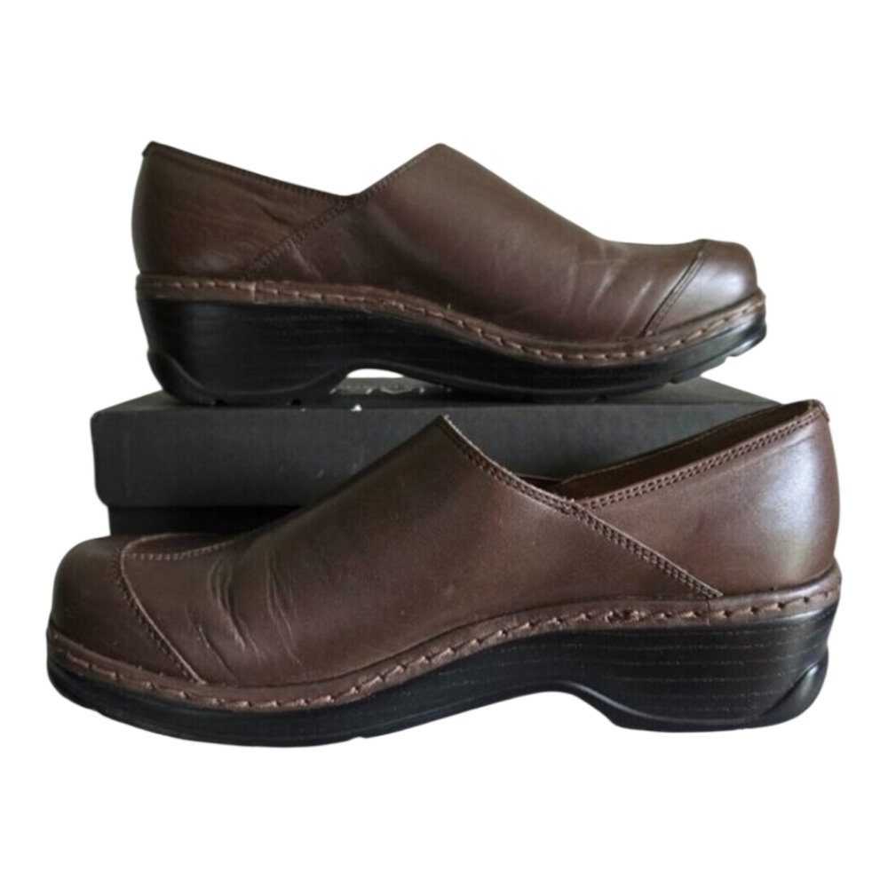 Klogs Clogs Women's Brown Uniform Work Shoes 11 Buckle Slip Resistant Nurse - Picture 1 of 11